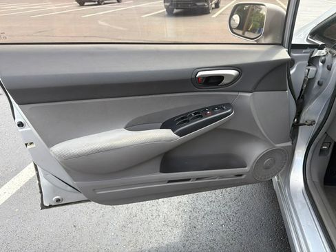 Used 2011 Honda Civic LX image 17
