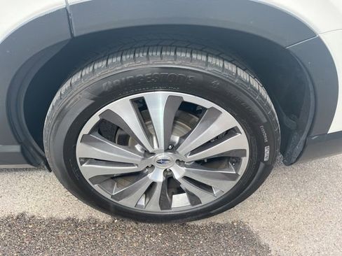 Used 2022 Subaru Ascent Touring AWD/4WD image 19