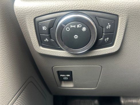 Used 2018 Ford F150 XL w/ Equipment Group 101A Mid AWD/4WD image 12