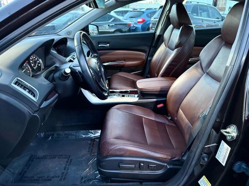 Used 2016 Acura TLX V6 SH-AWD w/ Technology Pkg image 12