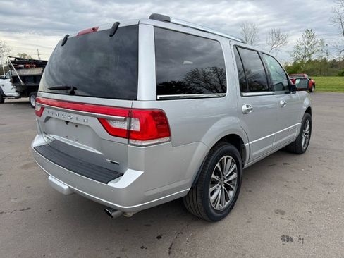 Used 2015 Lincoln Navigator 4WD image 5