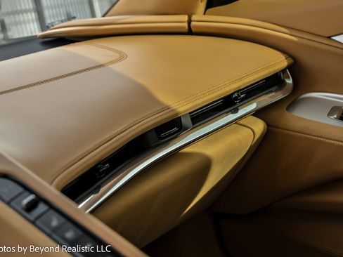 Used 2020 Chevrolet Corvette Stingray Premium Cpe w/ 3LT Preferred Equipment Group image 47