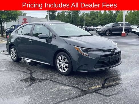 Used 2024 Toyota Corolla LE FWD image 7