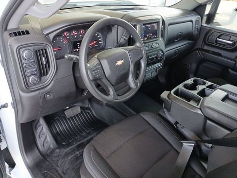 Certified 2025 Chevrolet Silverado 2500 W/T w/ WT/CX Safety Package AWD/4WD image 10