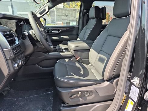New 2026 GMC Yukon XL Elevation w/ Elevation Premium Package AWD/4WD image 20