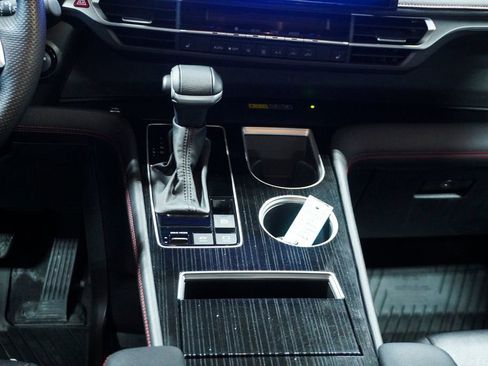 Used 2025 Toyota Sienna XSE image 15