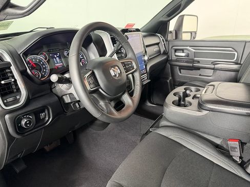 Used 2026 RAM 2500 Big Horn AWD/4WD image 16