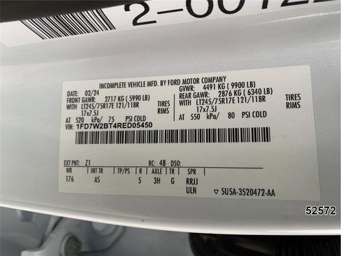 Used 2024 Ford F250 XL AWD/4WD image 16