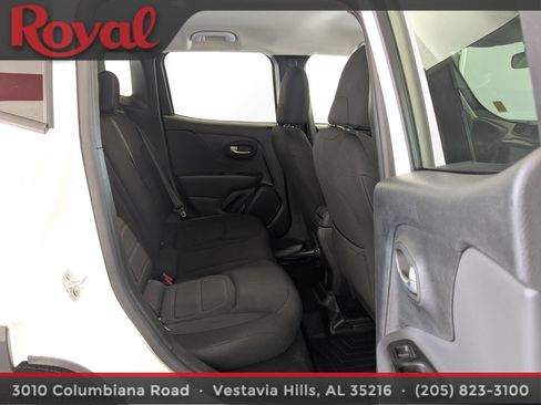 Used 2022 Jeep Renegade Latitude image 10