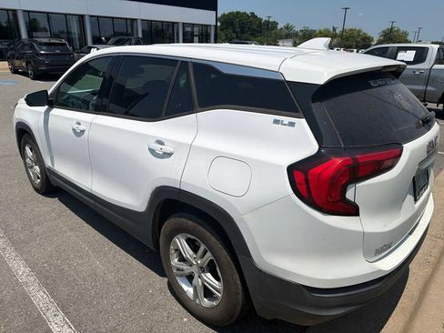 Used 2020 GMC Terrain SLE FWD image 5