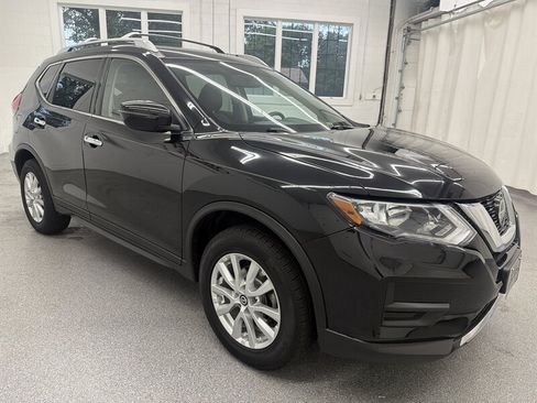 Used 2018 Nissan Rogue SV AWD/4WD image 3