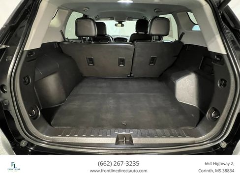 Used 2023 GMC Terrain SLT FWD image 26