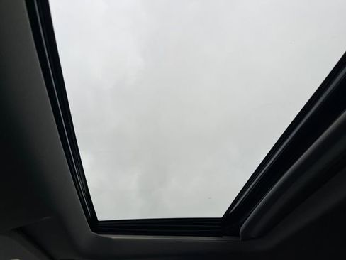 New 2026 Chevrolet Silverado 1500 LTZ w/ LTZ Premium Package image 19