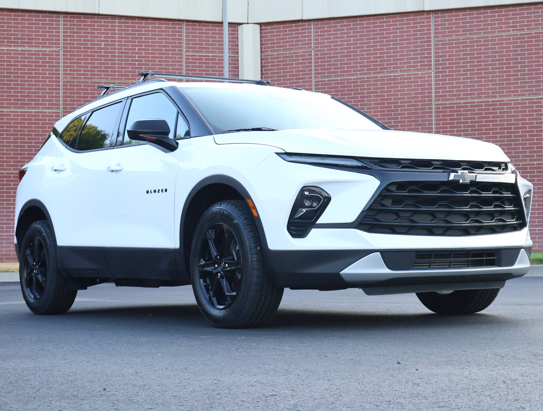 Used 2024 Chevrolet Blazer LT w/ Convenience Package FWD image 1