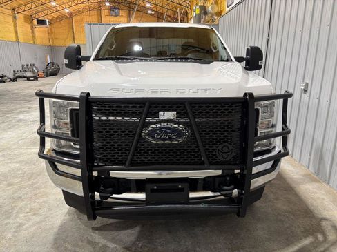 Used 2019 Ford F250 XL w/ XL Value Package AWD/4WD image 7
