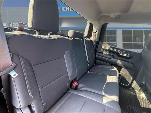 Used 2023 Chevrolet Silverado 1500 LT AWD/4WD image 26