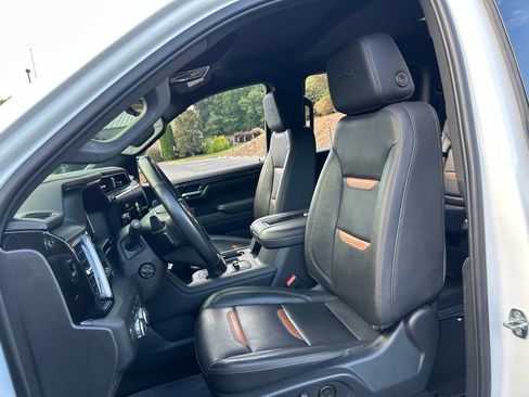 Used 2022 GMC Sierra 1500 AT4 w/ AT4 Premium Package AWD/4WD image 43