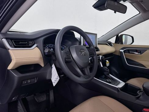 New 2025 Toyota RAV4 XLE image 10