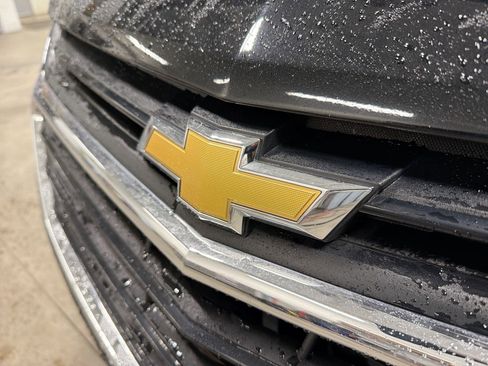 Used 2020 Chevrolet Equinox LT FWD image 16