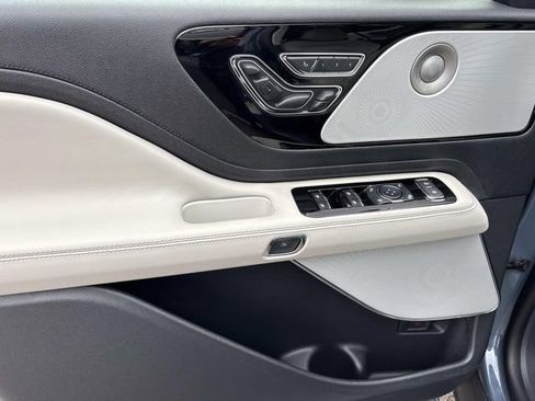 New 2026 Lincoln Aviator Reserve AWD/4WD image 18