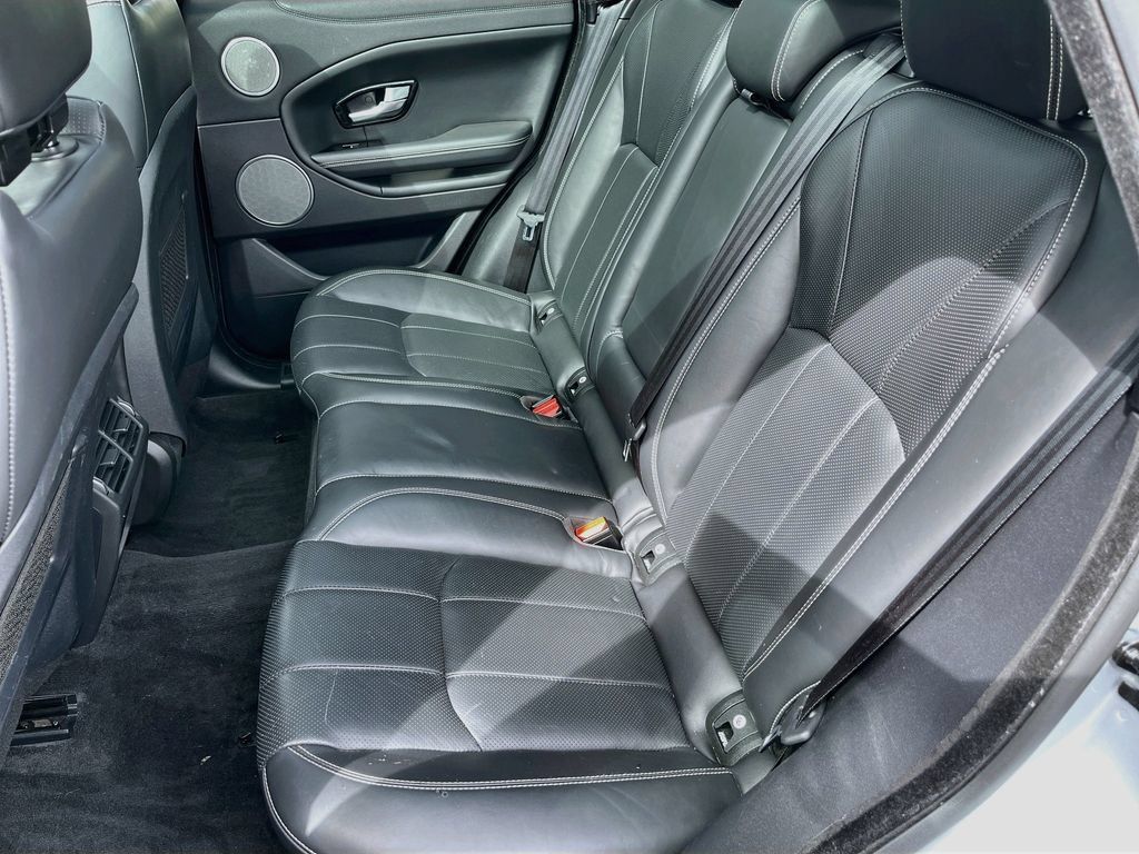 Used 2019 Land Rover Range Rover Evoque HSE AWD/4WD image 26
