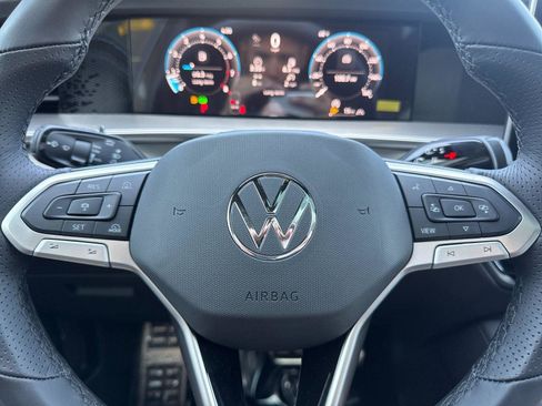 New 2026 Volkswagen Tiguan SE R-Line image 22