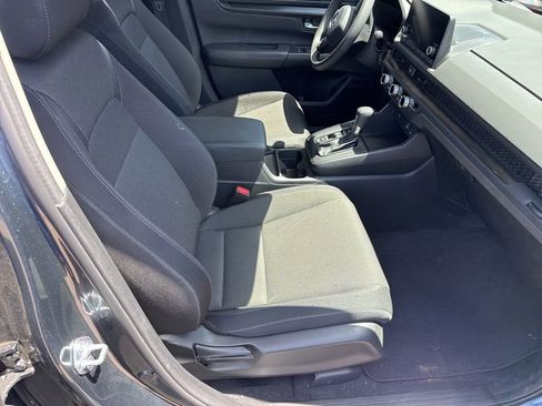 Used 2023 Honda CR-V LX image 7