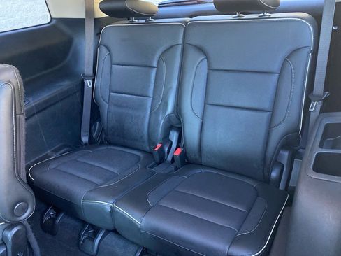 Used 2019 GMC Acadia Denali w/ LPO, Floor Liner Package image 27