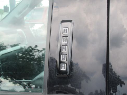 Used 2022 Ford F150 XLT w/ Equipment Group 302A High AWD/4WD image 16