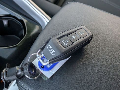 Used 2025 Audi Q5 Premium Plus w/ Premium Plus image 32