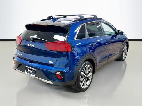 Used 2022 Kia Niro Touring Special Edition image 7