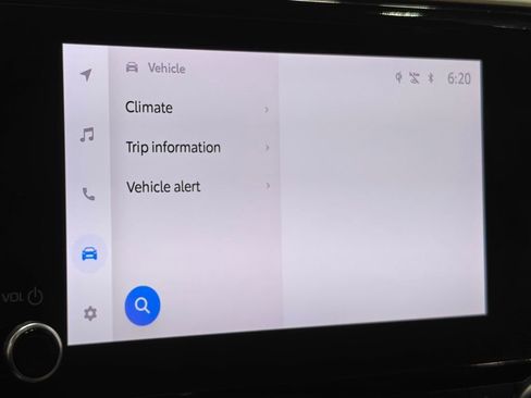 Used 2023 Toyota Highlander XLE AWD/4WD image 38