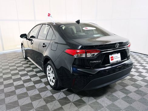 Certified 2024 Toyota Corolla LE FWD image 5