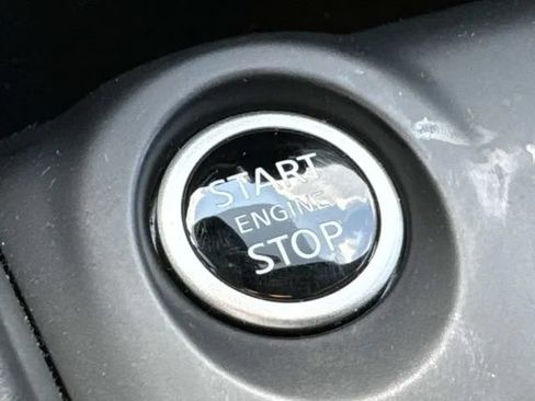 Used 2025 Nissan Kicks Play S FWD image 39