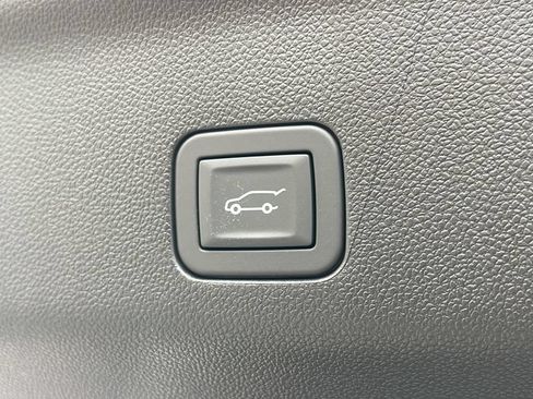 New 2026 GMC Yukon Elevation w/ Elevation Premium Package AWD/4WD image 32