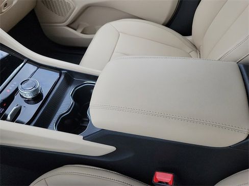 New 2025 Jeep Grand Cherokee L Limited image 20