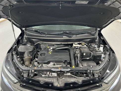 Used 2023 Chevrolet Equinox RS image 17