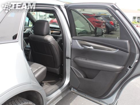 Used 2024 Cadillac XT5 Sportv w/ Technology Package AWD/4WD image 24