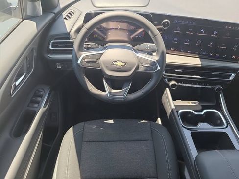 New 2026 Chevrolet Traverse LT FWD image 13