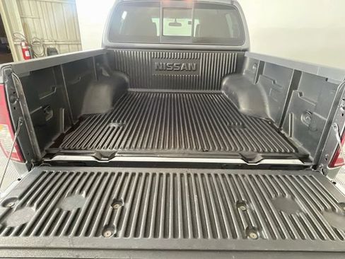 Used 2017 Nissan Frontier SV AWD/4WD image 24