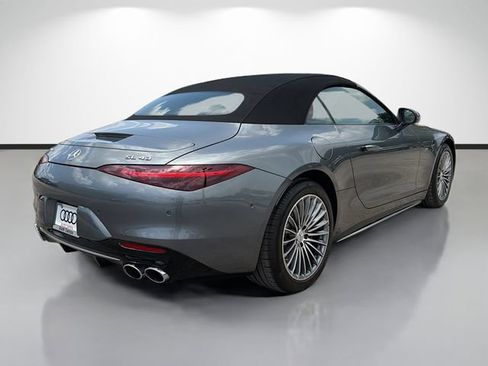 Used 2023 Mercedes-Benz SL 43 AMG image 3
