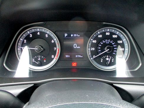 Used 2022 Hyundai Sonata SE w/ Cargo Package image 34