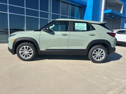 New 2026 Chevrolet TrailBlazer LS image 3