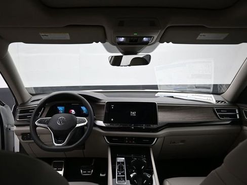 New 2026 Volkswagen Atlas SEL Premium R-Line AWD/4WD image 10