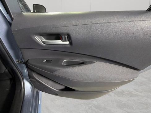 Used 2021 Toyota Corolla LE FWD image 32