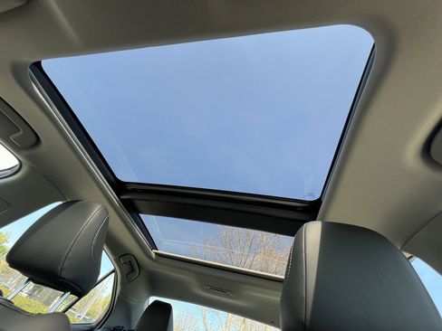 Used 2018 Toyota Camry XSE w/ Driver Assist Package image 29