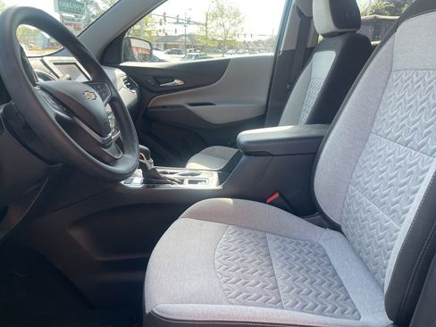 Used 2023 Chevrolet Equinox LT image 14