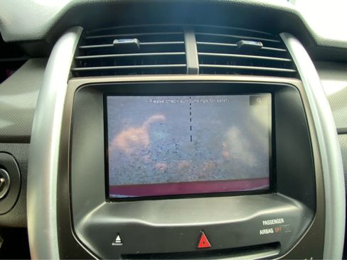 Used 2013 Ford Edge SEL AWD/4WD image 30