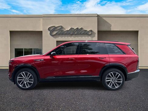 New 2026 Cadillac Vistiq Sport image 6