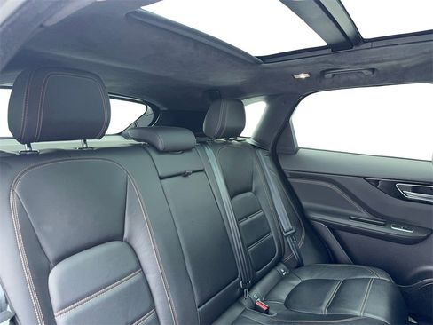 Used 2020 Jaguar F-PACE Prestige image 46